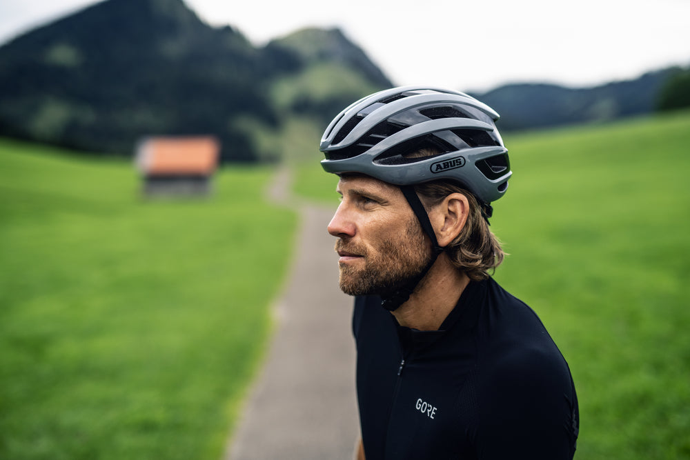 Abus Airbreaker Rennradhelm