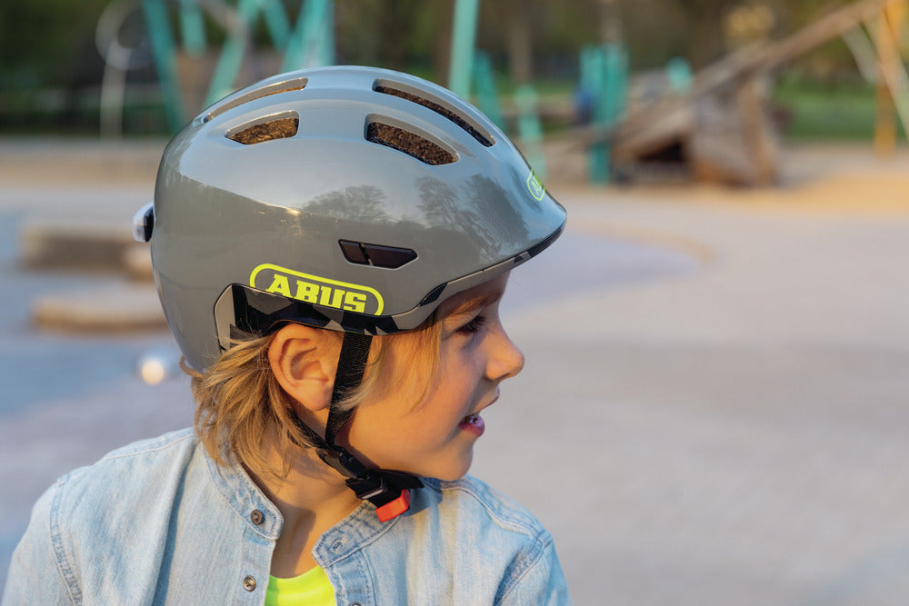 Abus Smiley 3.0 ACE LED children's bicycle helmet