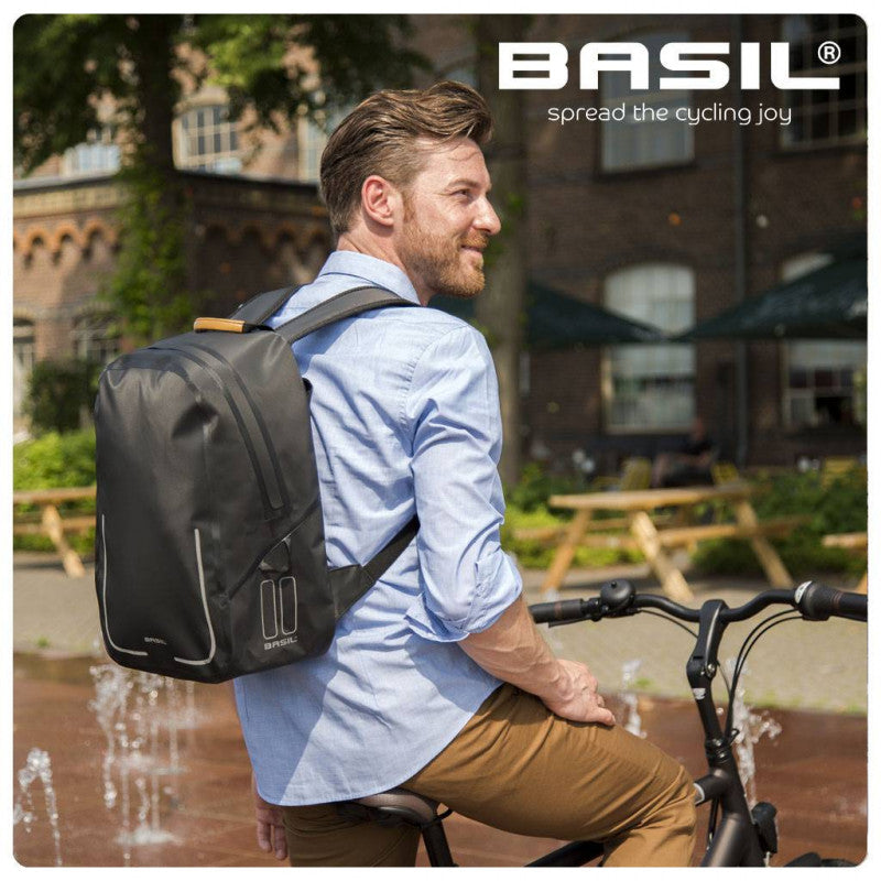 Basil Urban Dry 18L Fahrradtasche/Rucksack