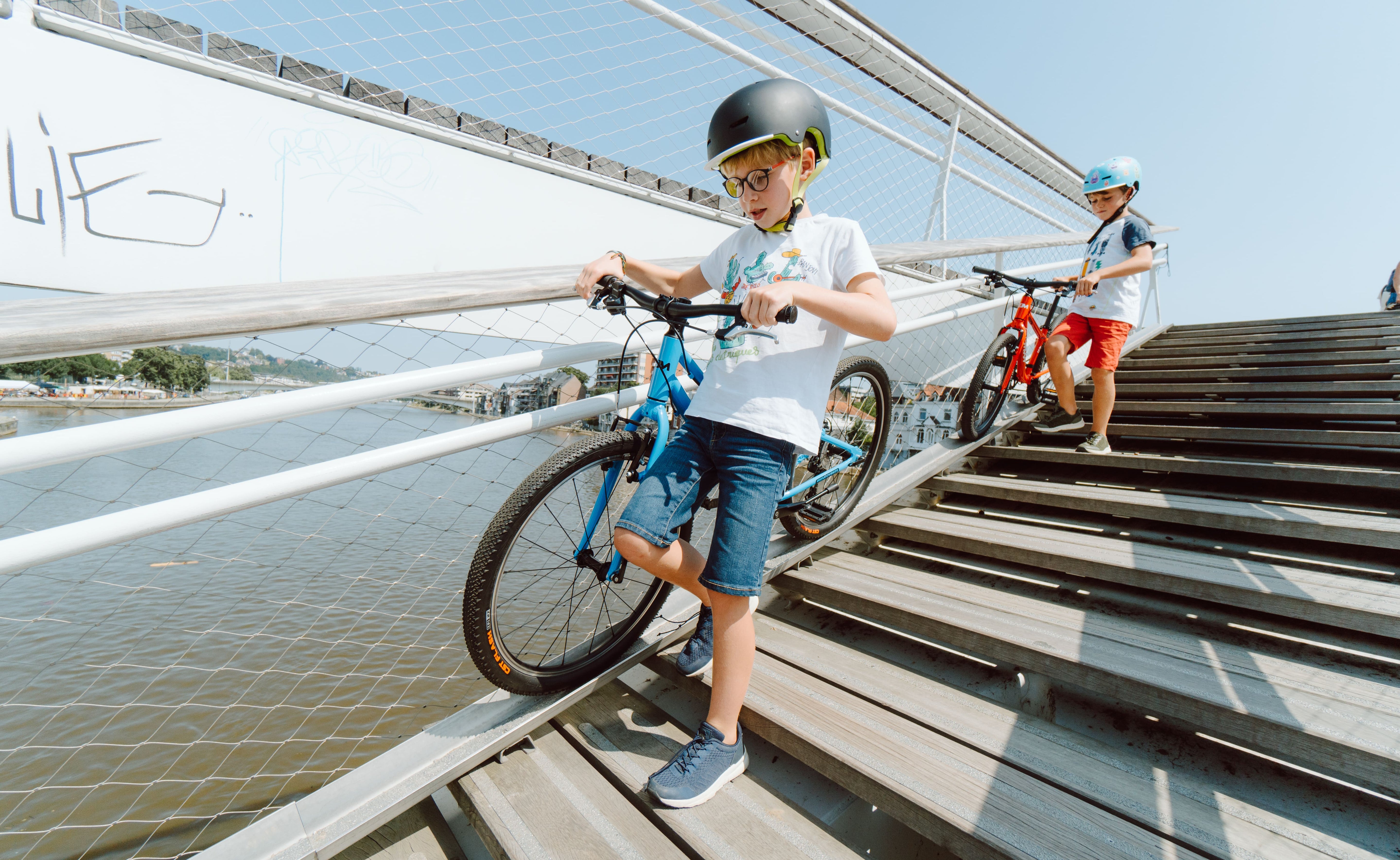 Bemoov M20 20-inch children's bike