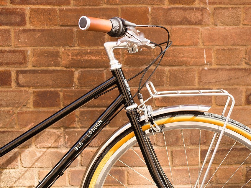 BLB Butterfly 8SPD Citybike Schwarz