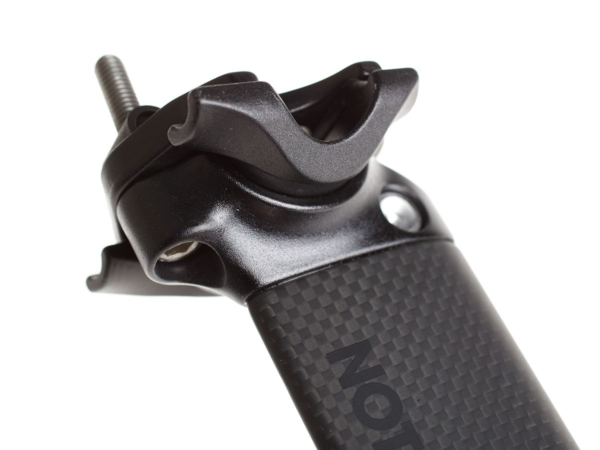 BLB Notorious Carbon-Sattelstütze