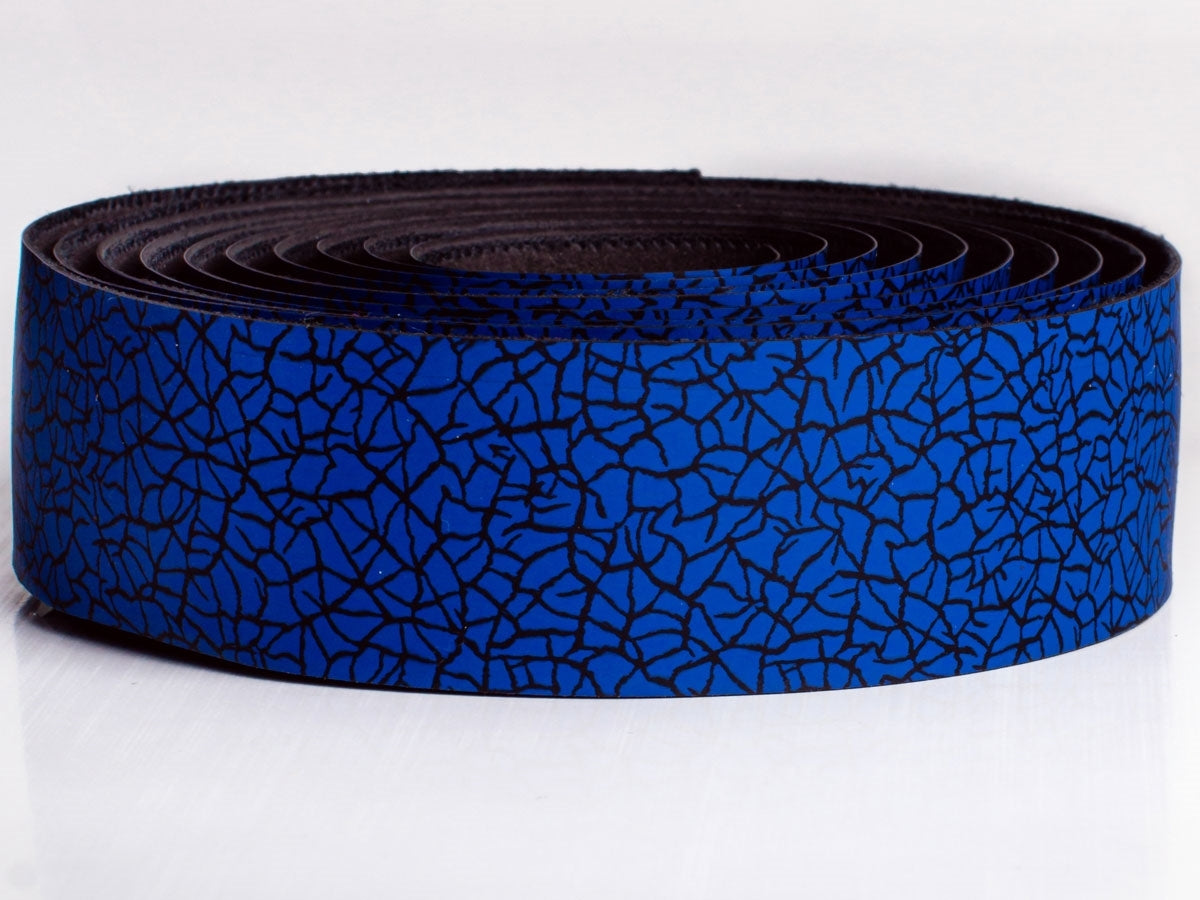 Crack blue