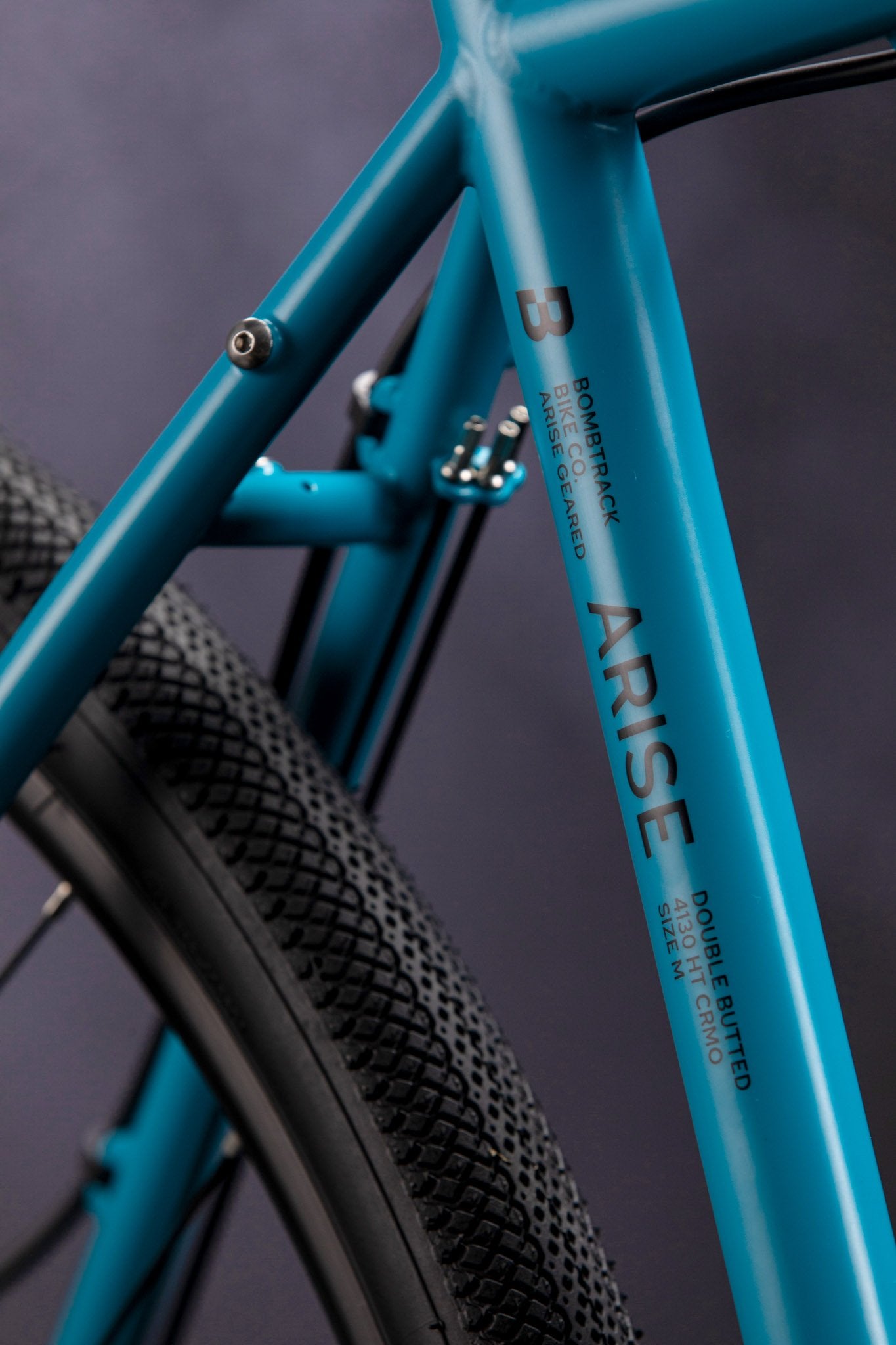 Bici urbana con cambio Bombtrack Arise