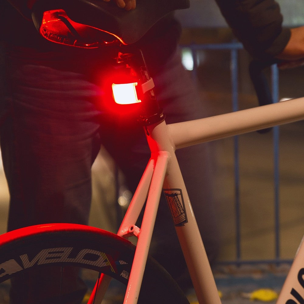 Bookman CURVE USB-achterlicht voor de fiets