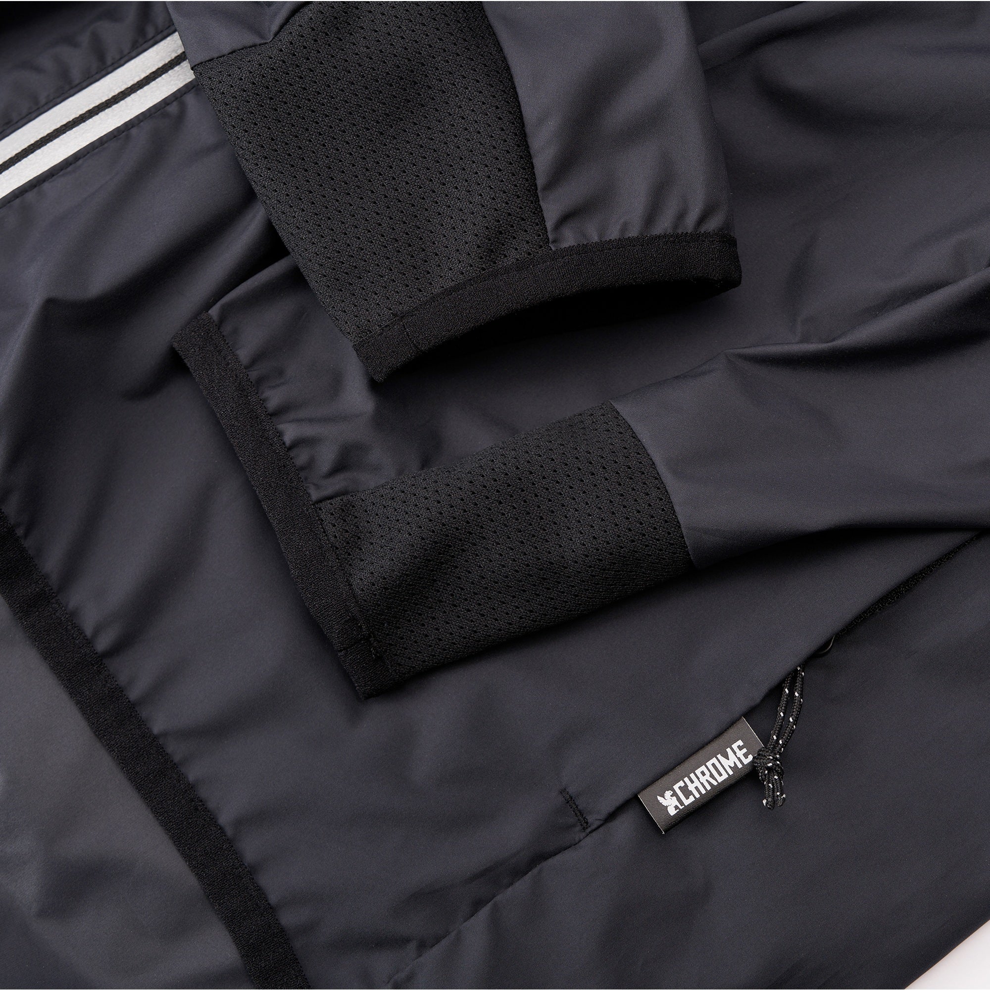 Chrome Wind Cobra 2.0 packable windbreaker