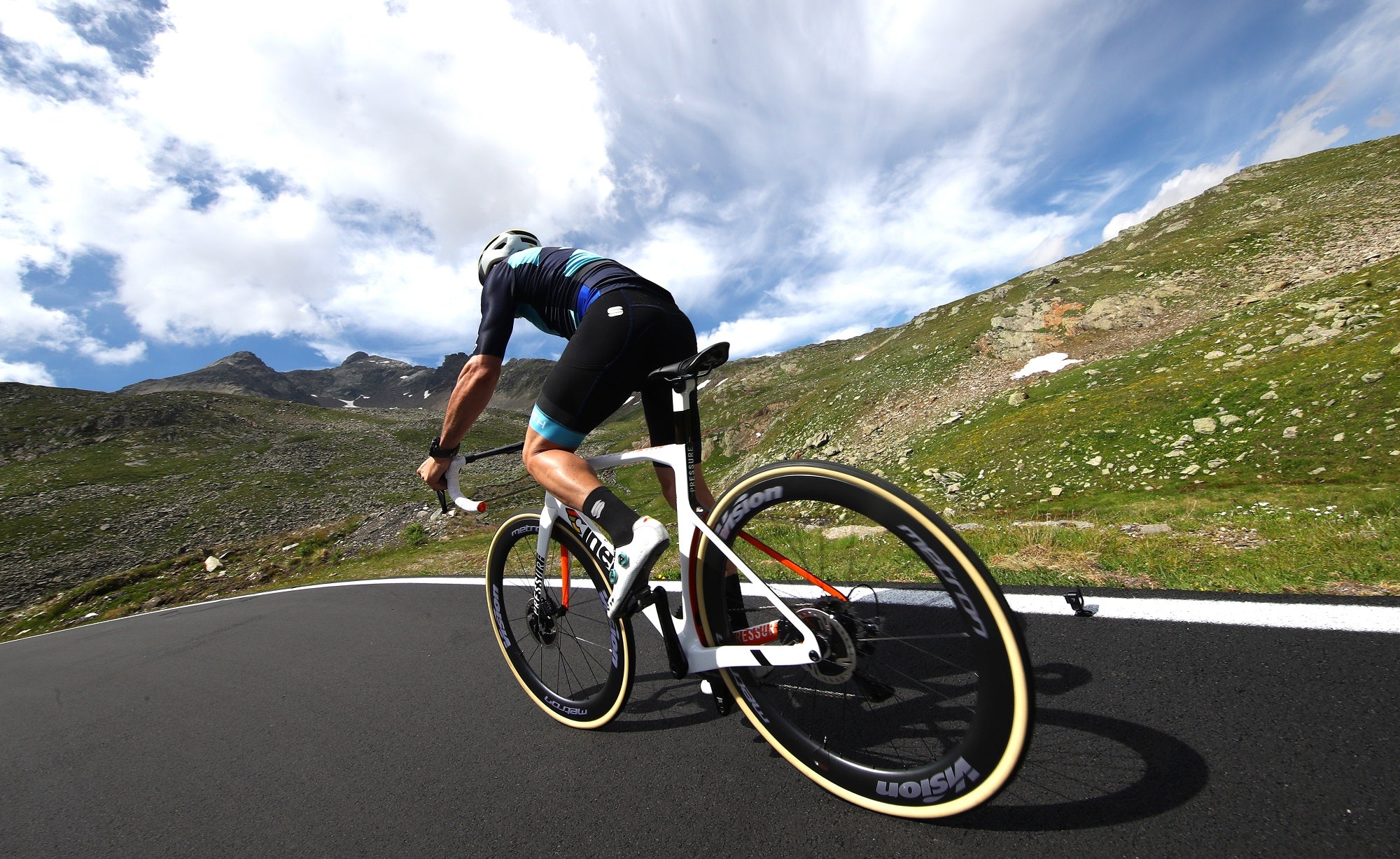 Cinelli Pressure road bike - 2021