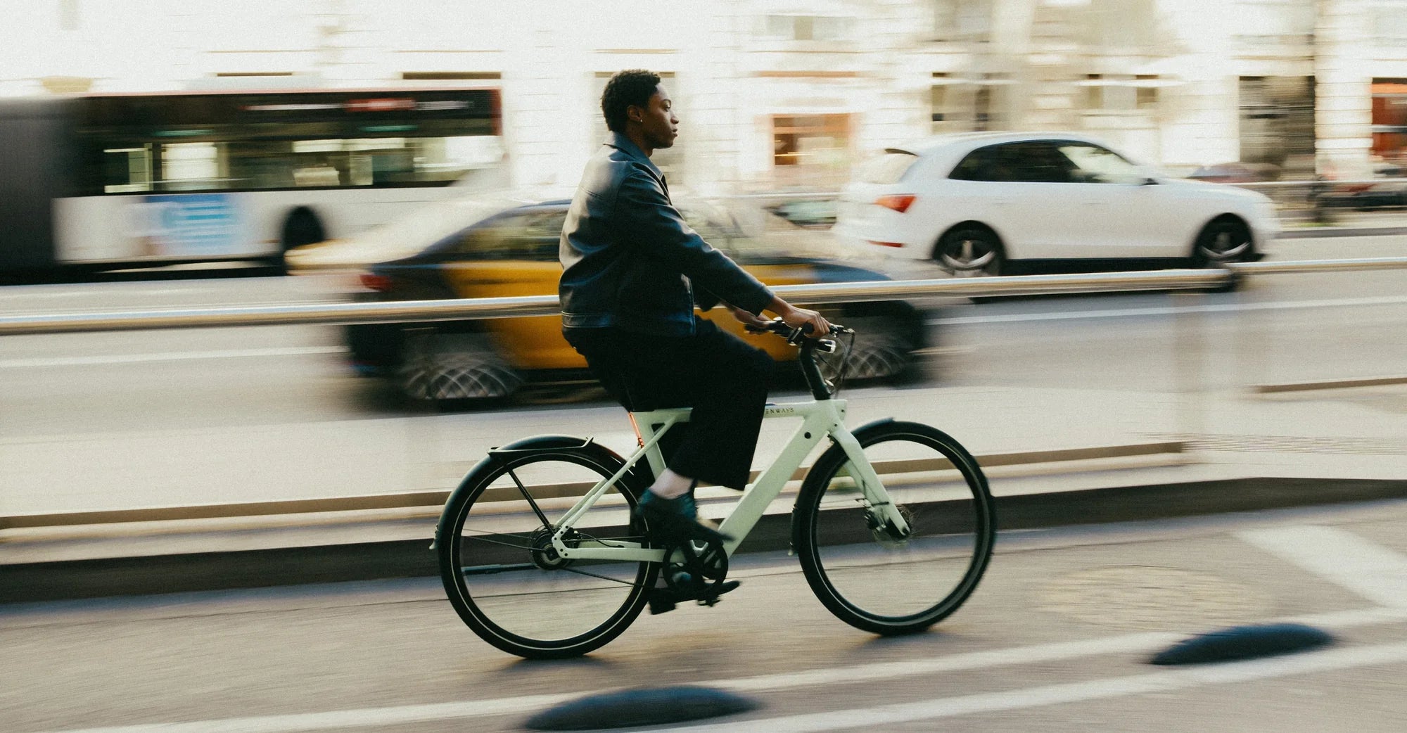 Vélo de ville électrique TENWAYS CGO009