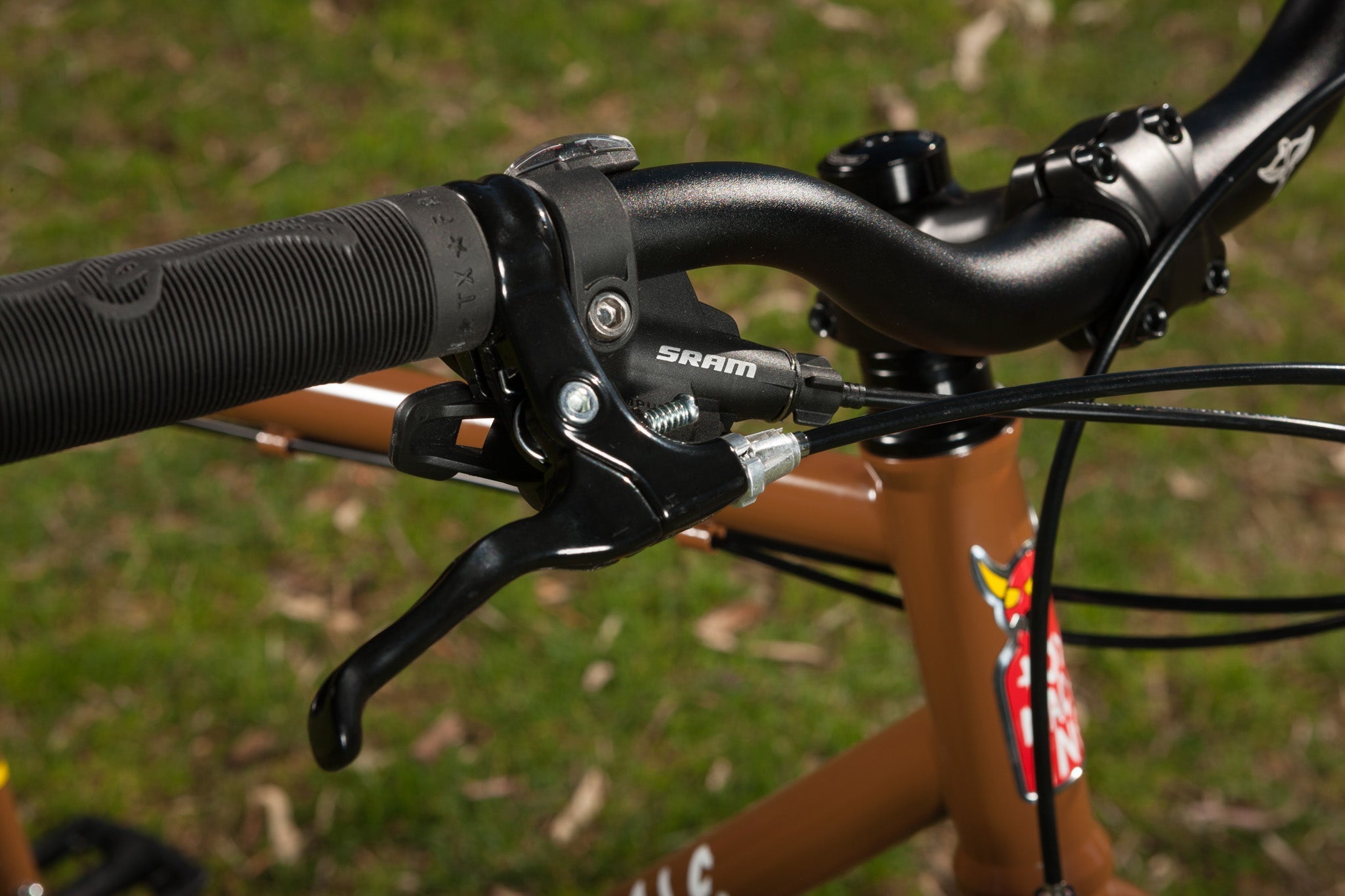 Bicicleta Urbana Fairdale Lookfar Toy Machine 8 Velocidades