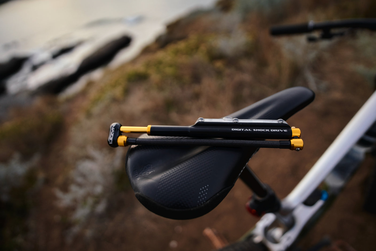 Hogedrukpomp voor fietsvering met digitale manometer Lezyne Digital Shock Drive