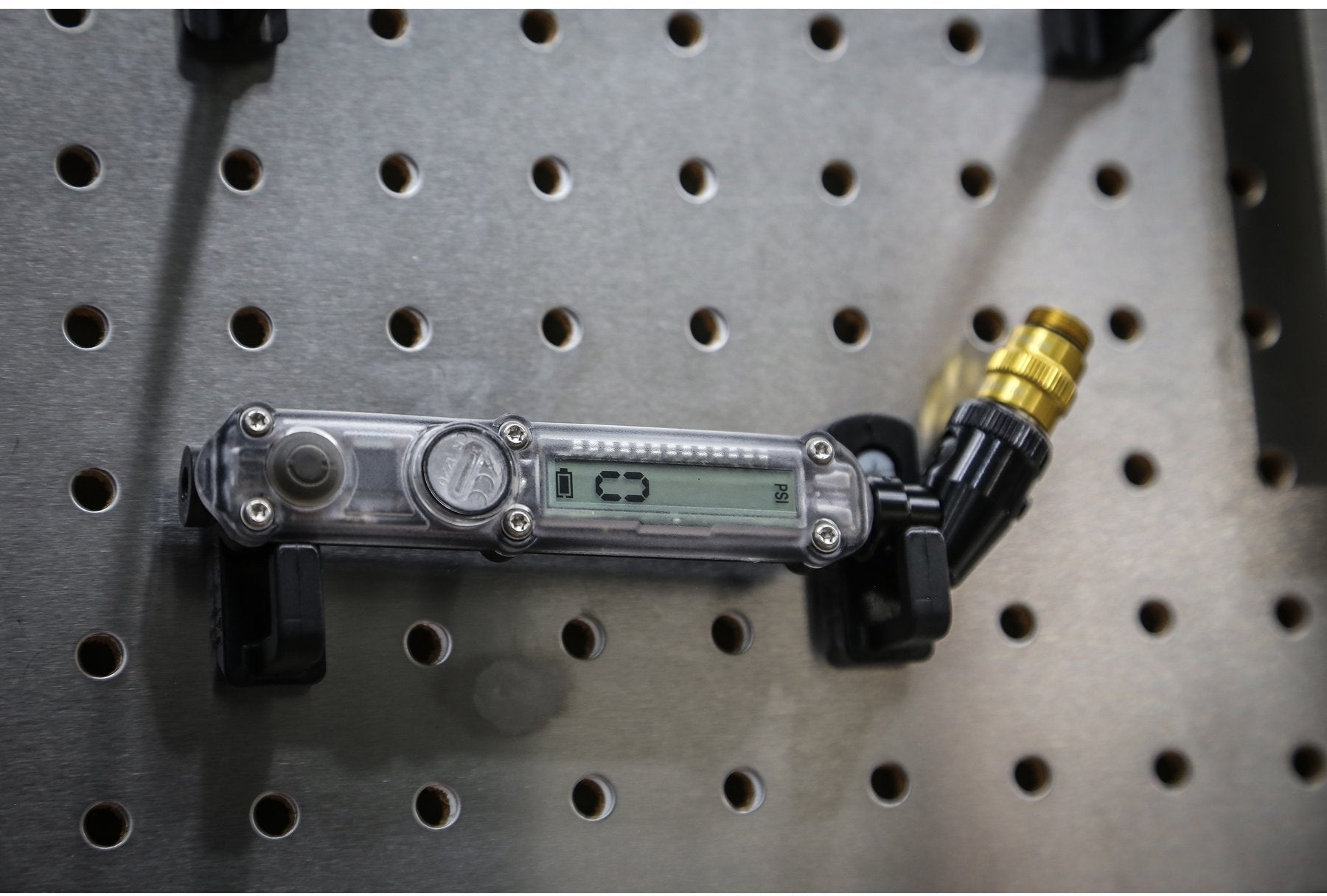 Manomètre pour pneu vélo Lezyne Digital Check Drive