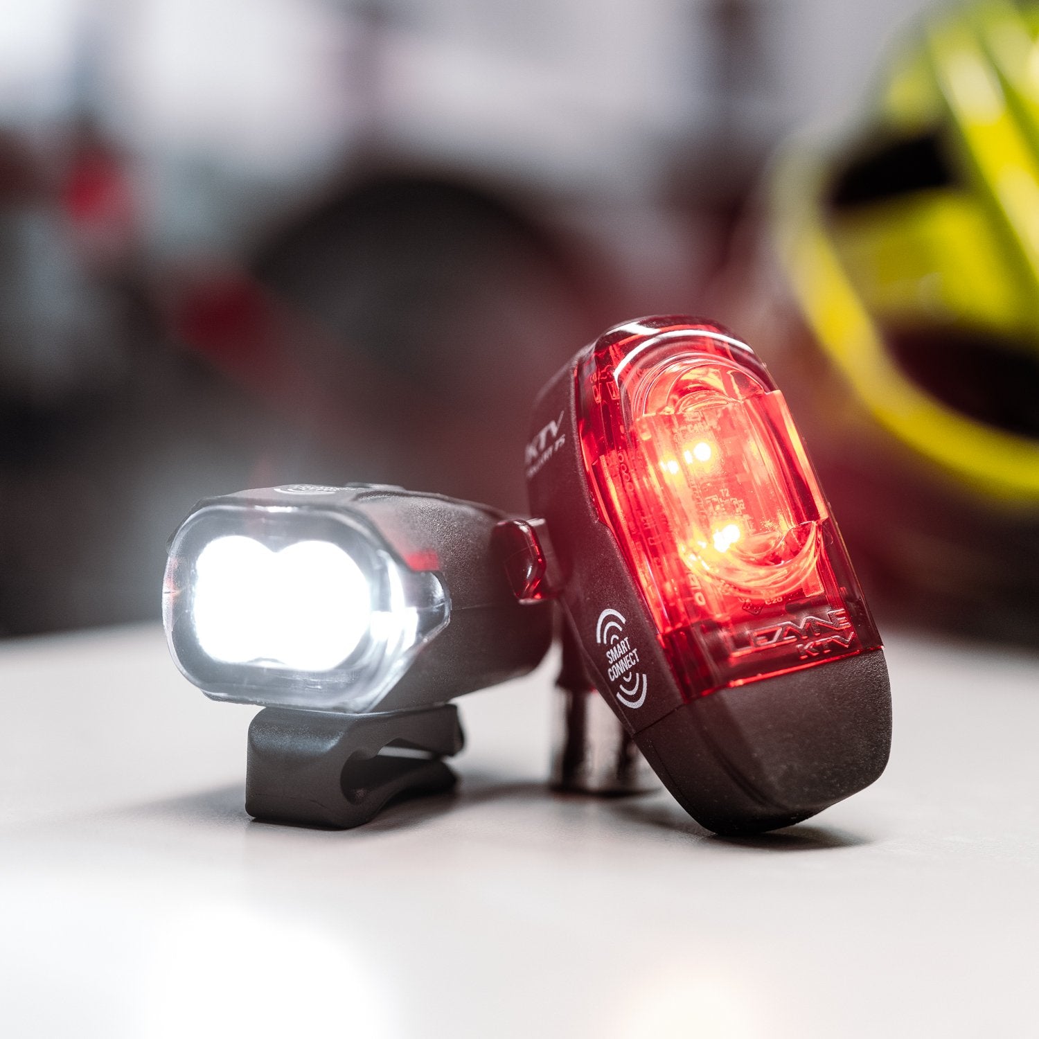 Lezyne KTV Smart Pro LED fietsverlichting combo