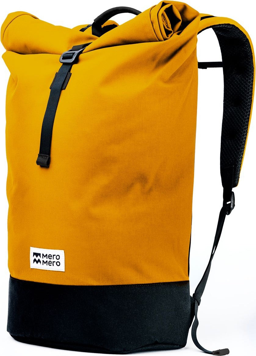 Thai tea / Black leather