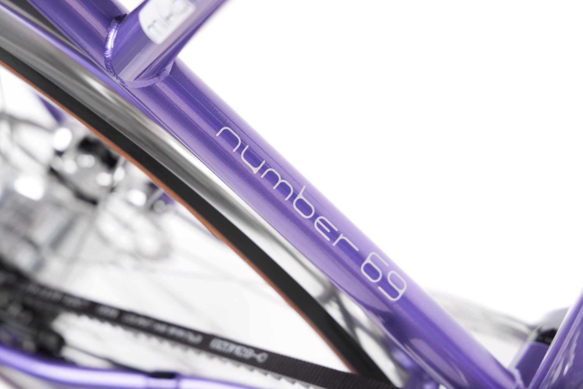 Bicicleta urbana Mikamaro Deluxe con correa mixta de 11 velocidades