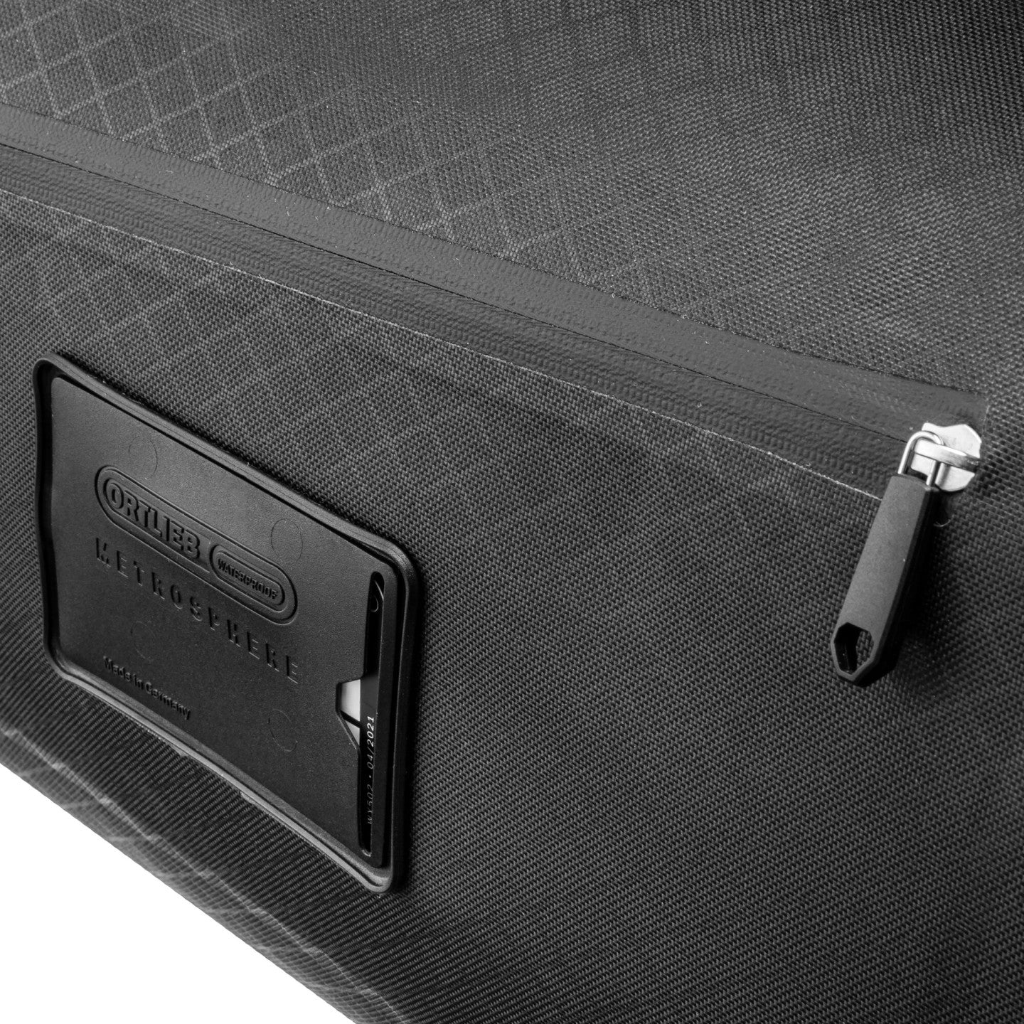 Ortlieb Duffle Metrosphere 40L black-embossed backpack straps