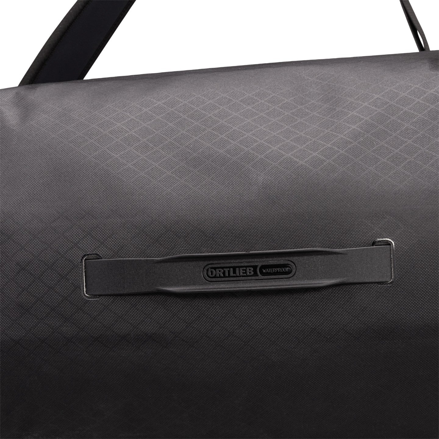 Ortlieb Duffle Metrosphere 60L black-embossed side view