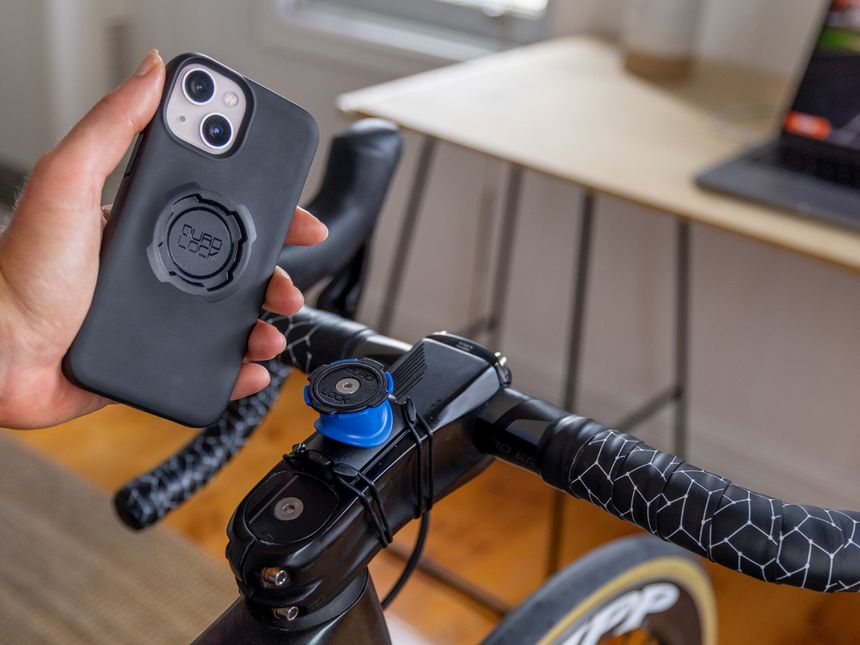 Quad Lock mounting bracket for bicycle stem or handlebars
