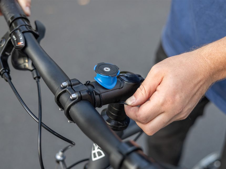 Quad Lock mounting bracket for bicycle stem or handlebars