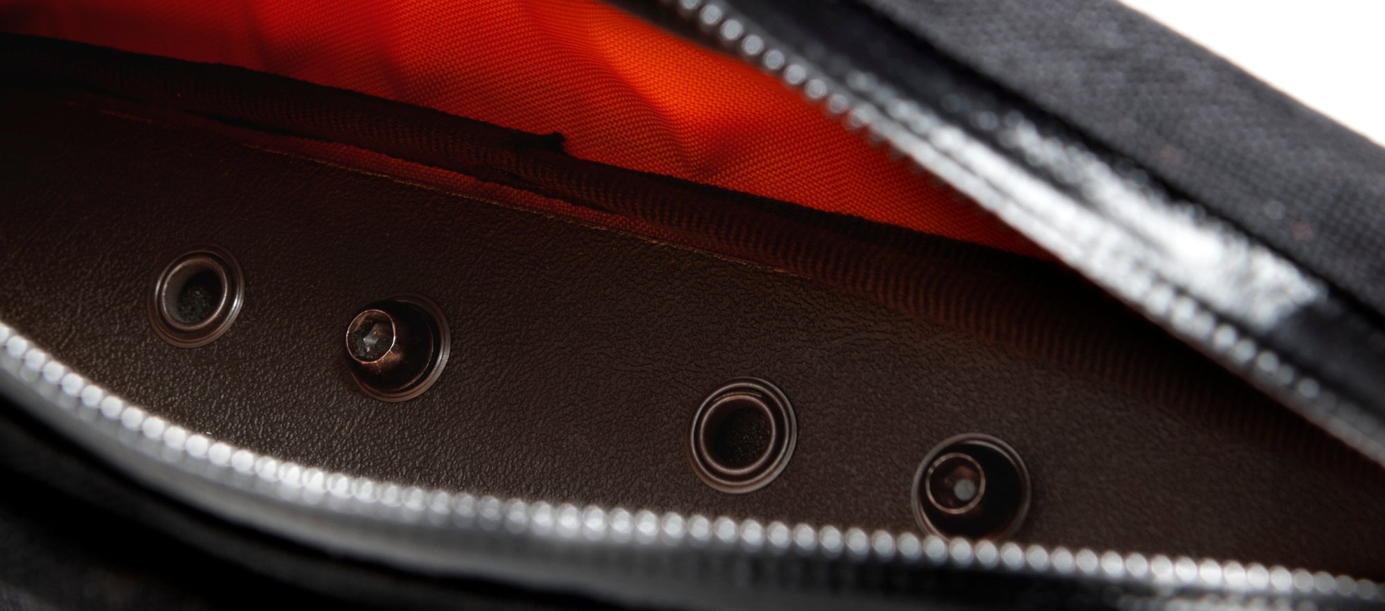 Oberrohrtasche zum Anschrauben neu umschnallen