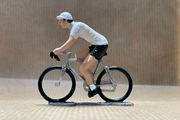 Figurina del ciclista Roger - Maglia bianca
