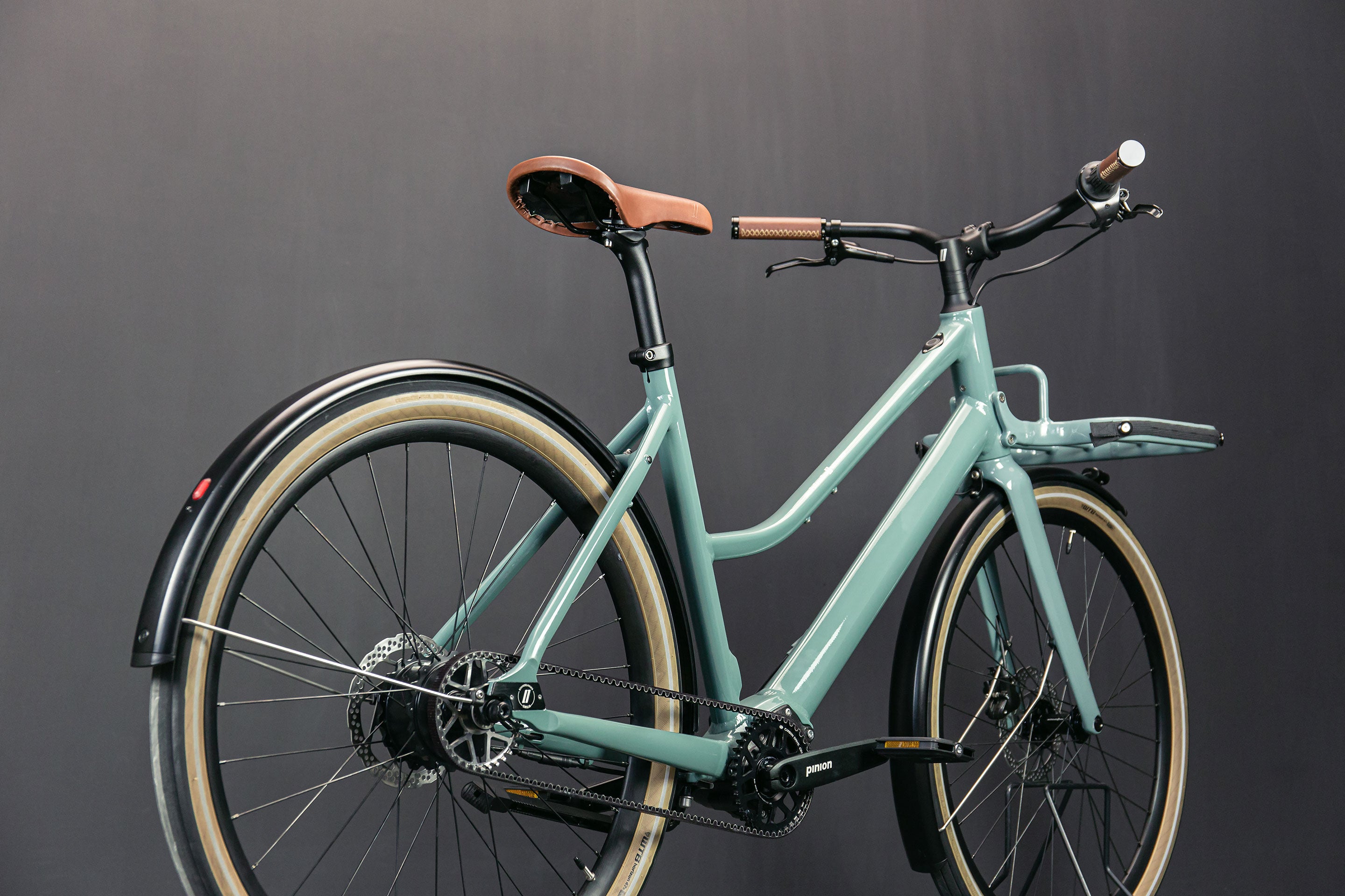 Schindelhauer Emilia Pinion IX women's electric urban bike
