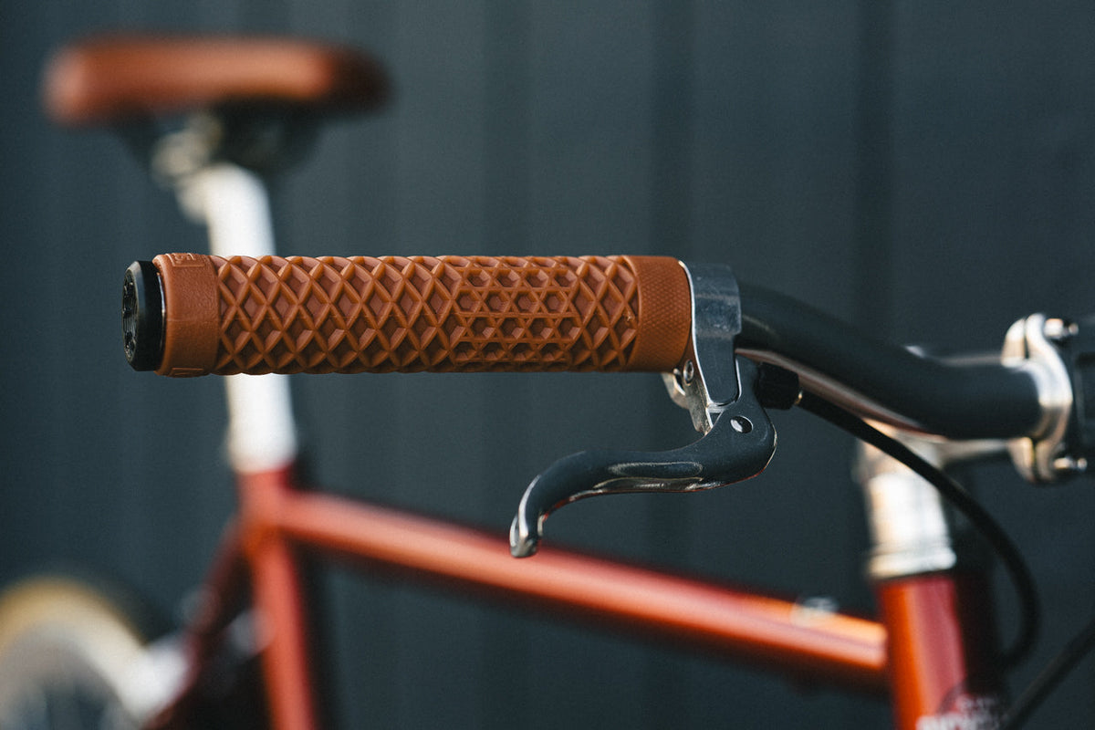 State Bicycle Co. Core-Line Lucky Penny Cult x Vans grips detail