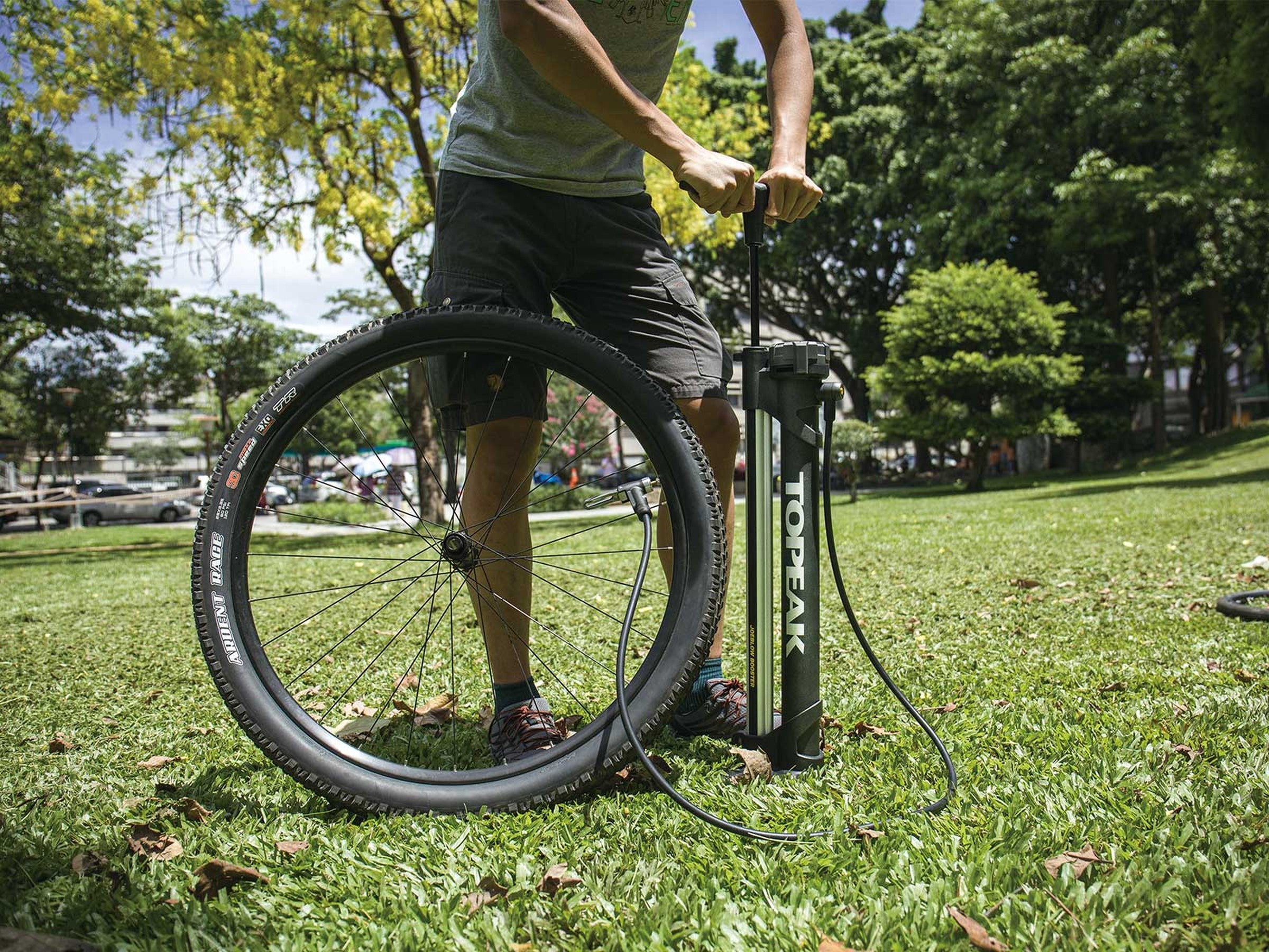 Pompe à pied Topeak JoeBlow Booster