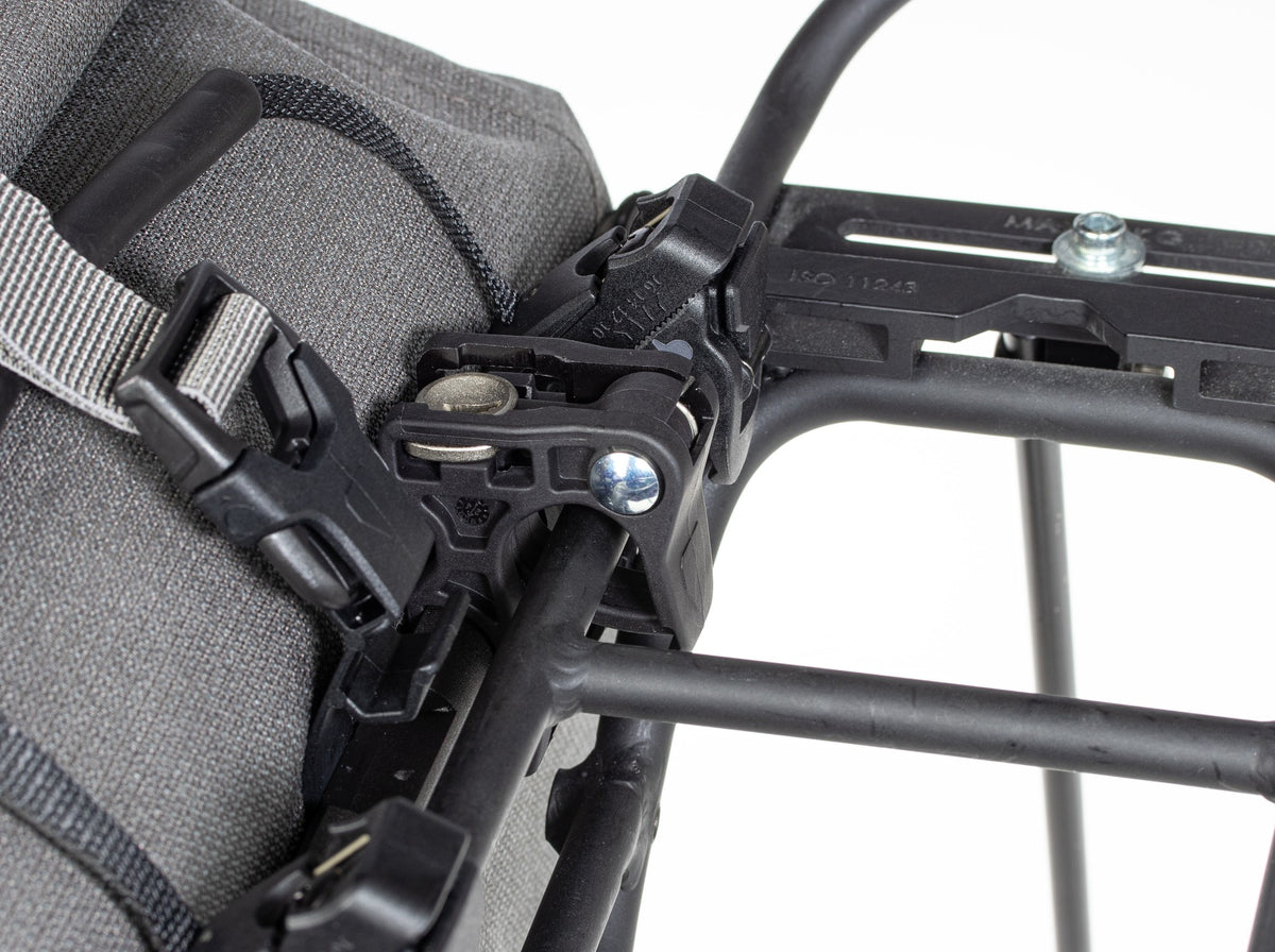 Ortlieb QL2 Lock on the rack