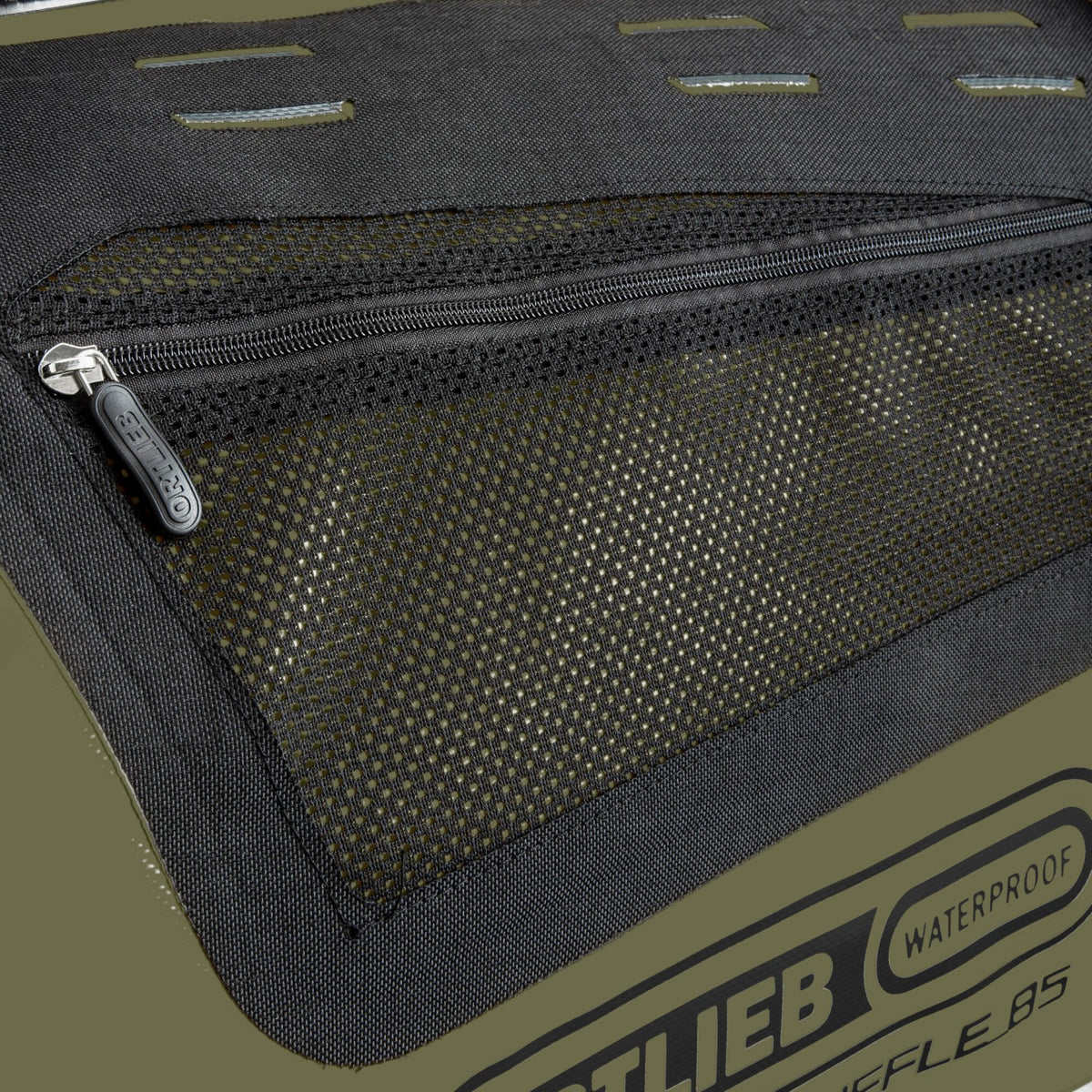 Ortlieb Duffle 85L Olive shoulder straps