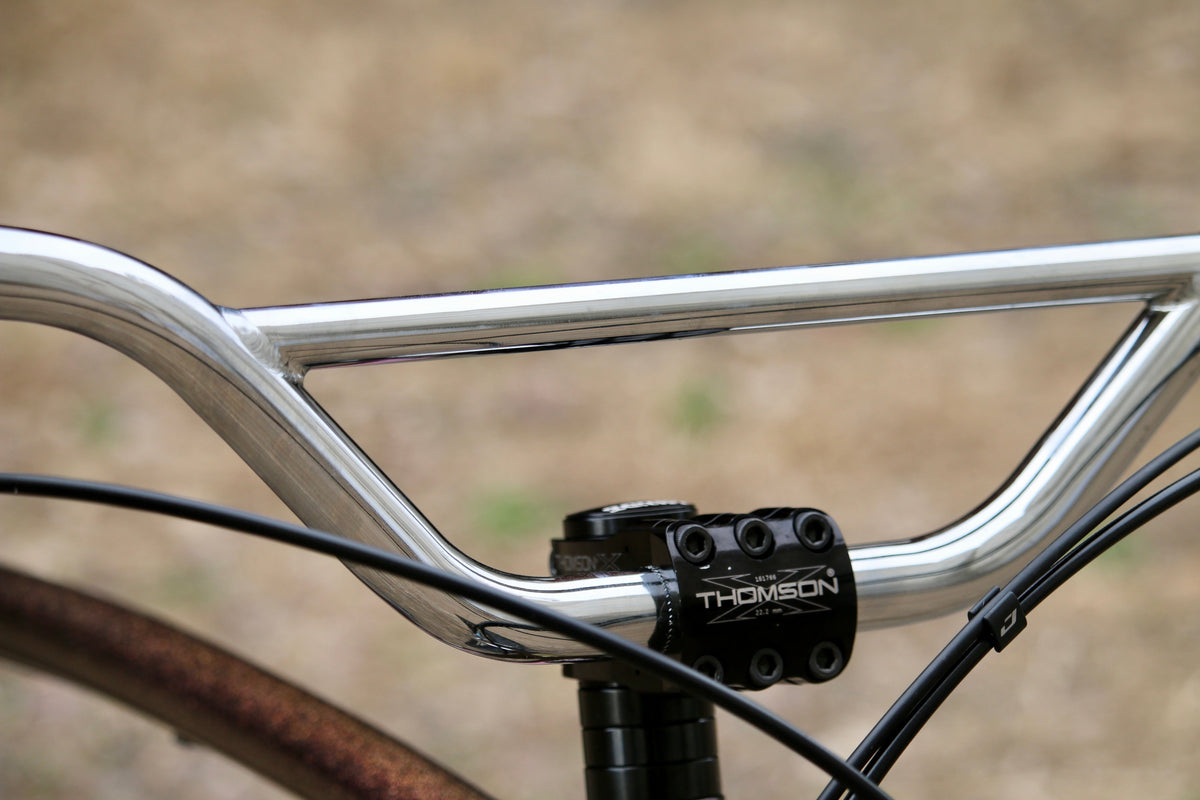 Wilde Moto Cruiser Bar, back sweep detail