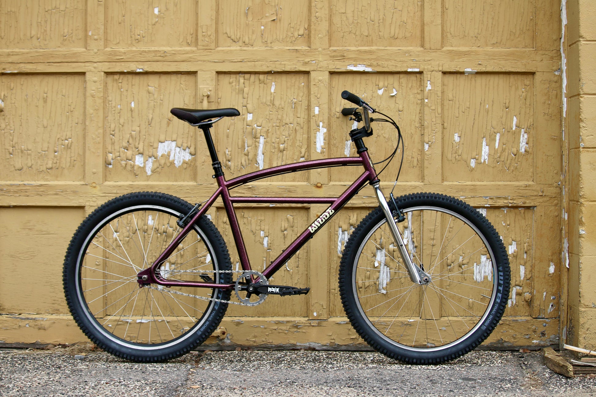 Wilde Moto Cruiser Purple Pizazz, three-bar frame side view