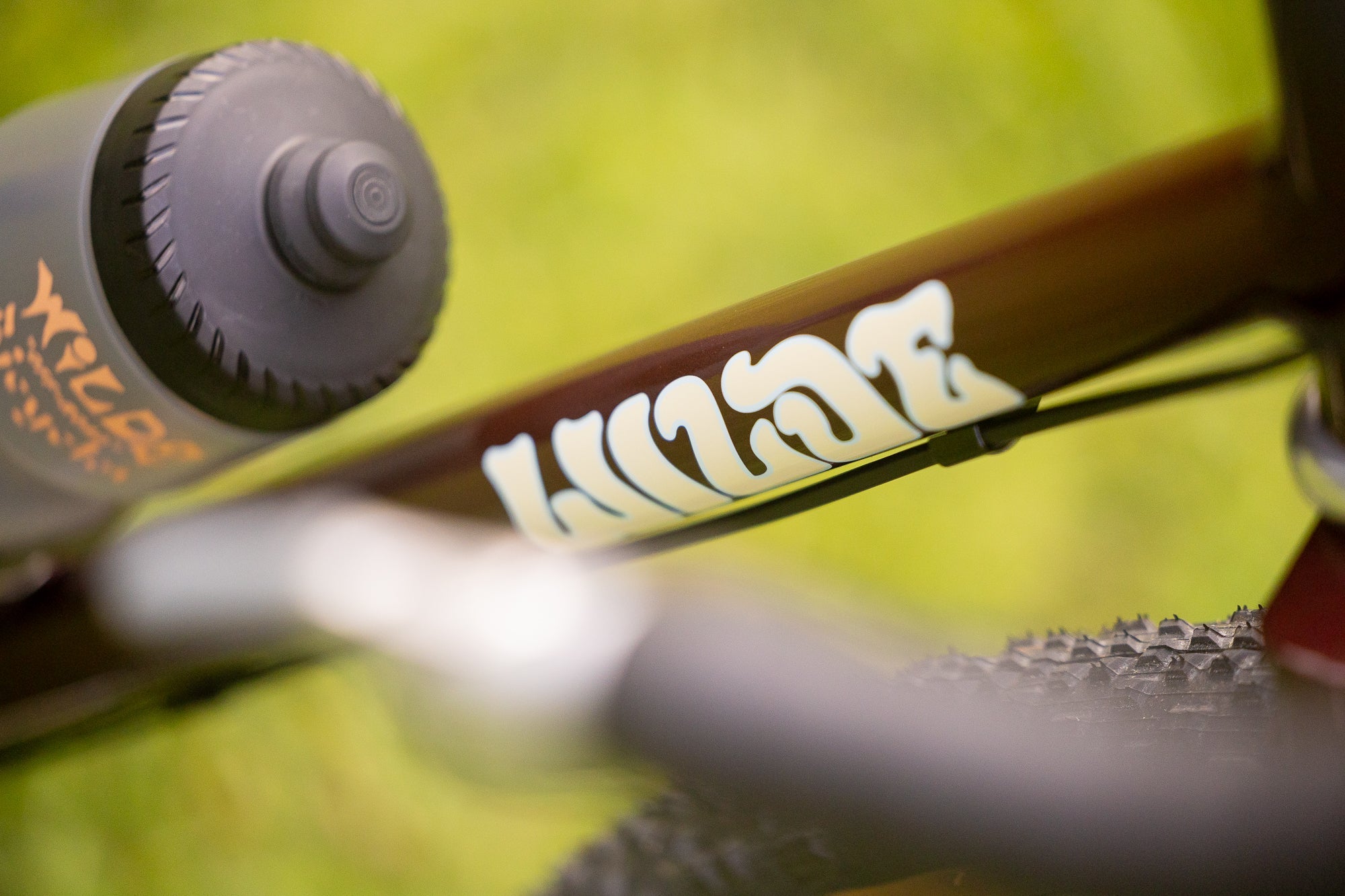 Wilde Spelljammer Frameset Oxblood, Space Horse dropout with lightning moon logo