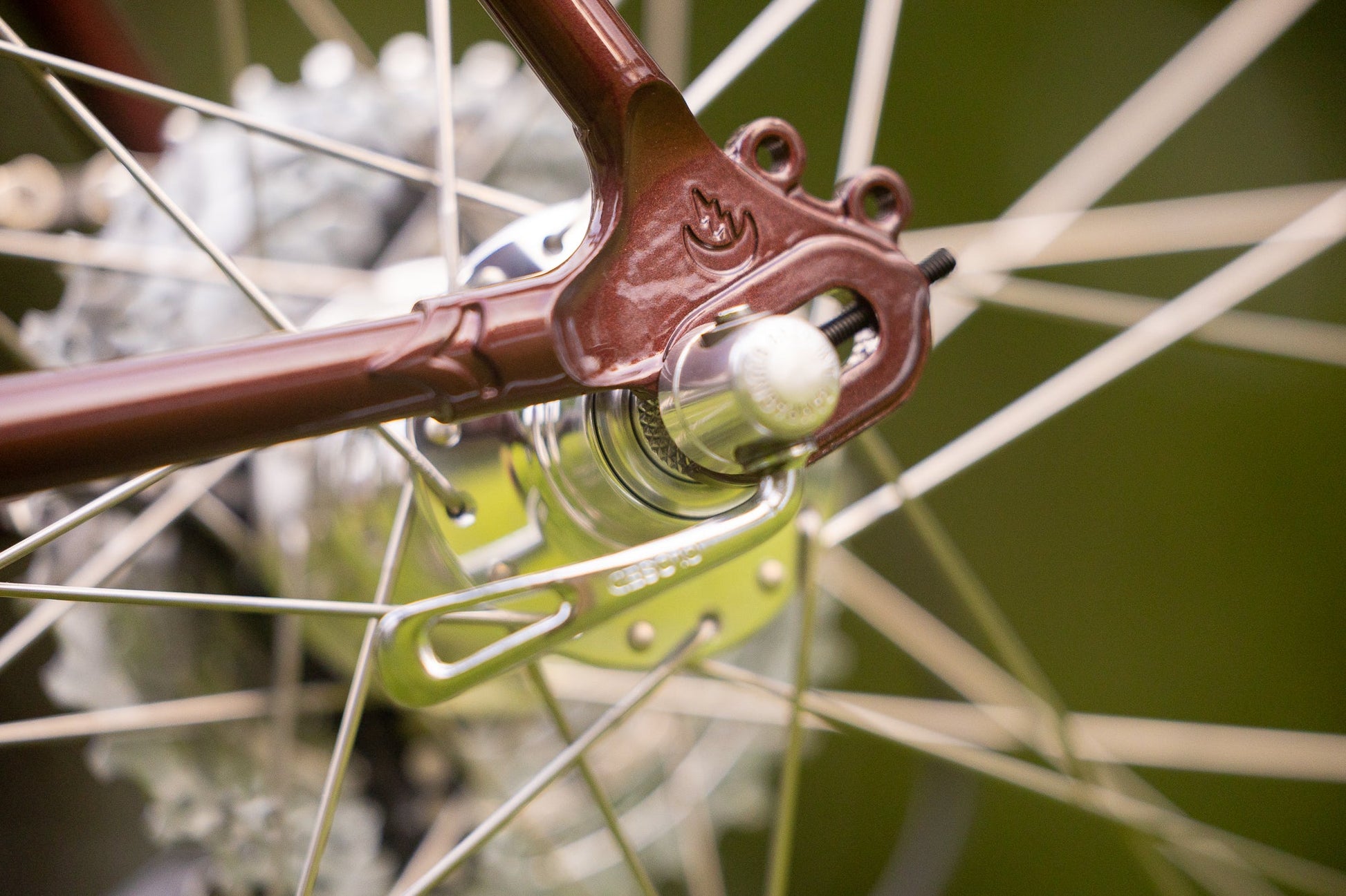 Wilde Spelljammer Frameset Oxblood, mounting points detail